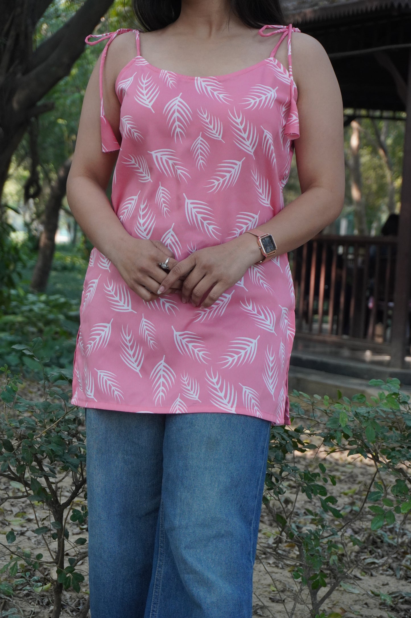 Pink Leaf Print Sleeveless Kurti Top