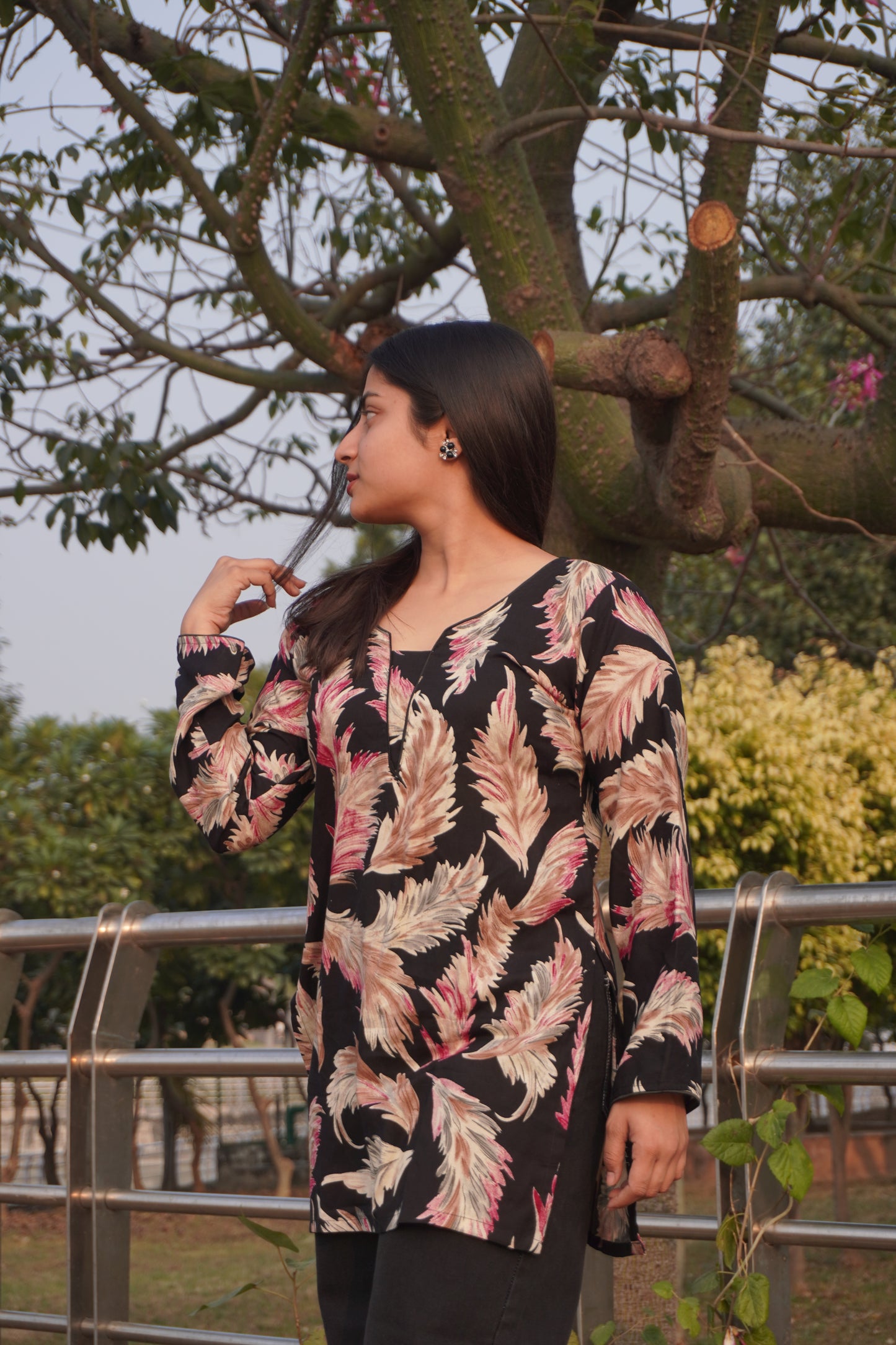 Black & White Feather Print Short Kurti